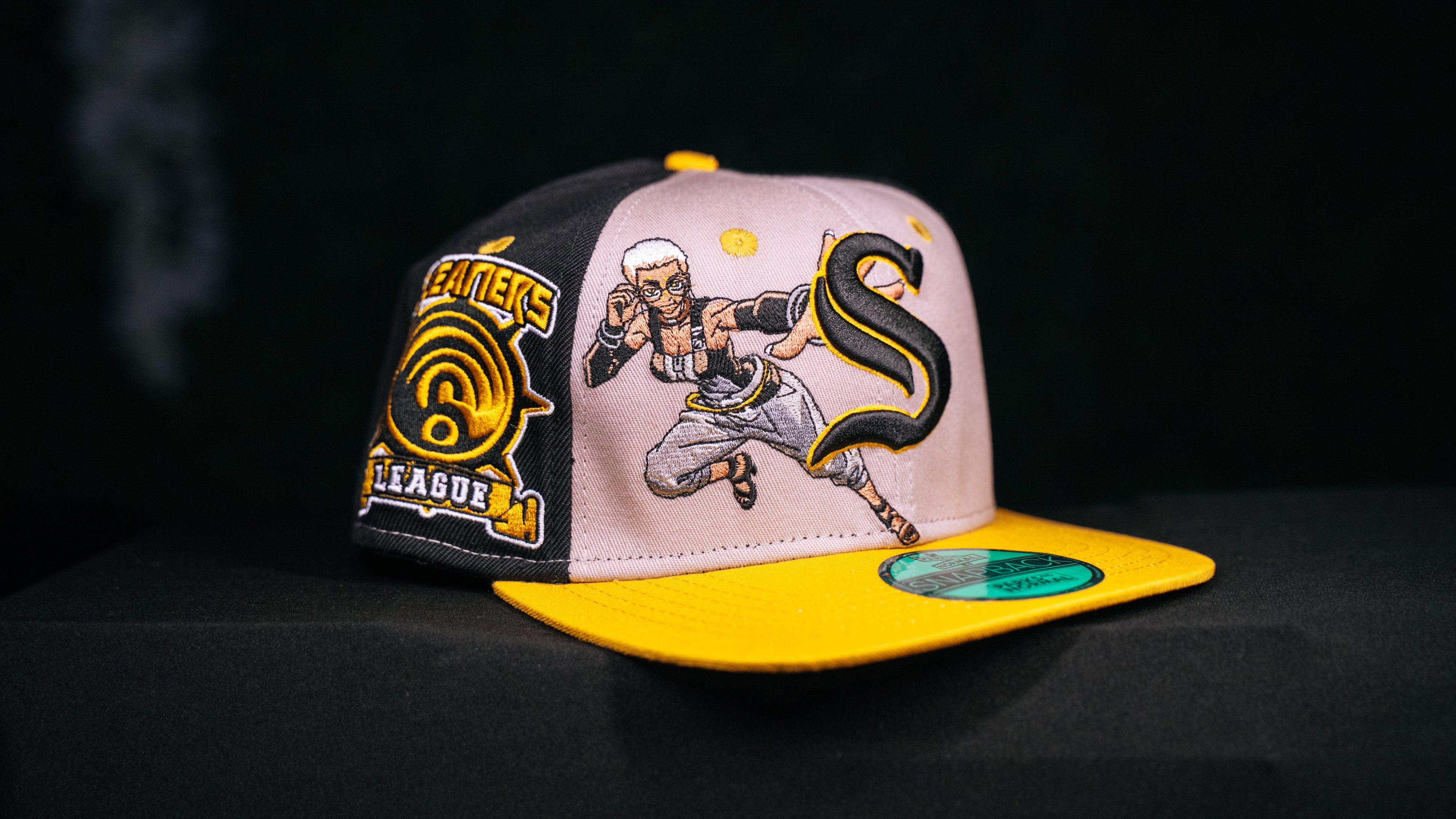 SEMIU SNAPBACK CAP