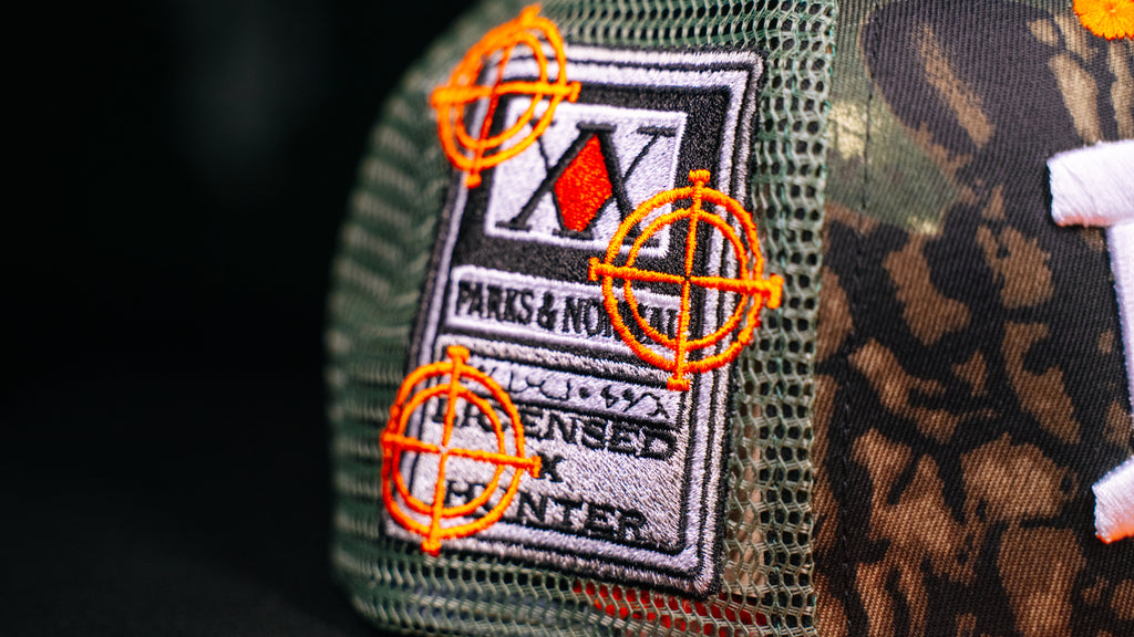 GOH HXH TRUCKER SNAPBACK CAP