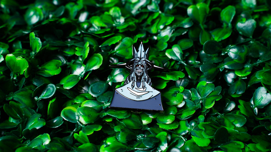 STATUE OF GOD PIN