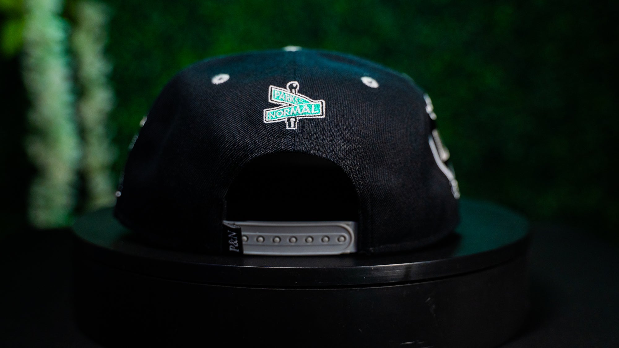 LV RAIDER RUSHER CAP