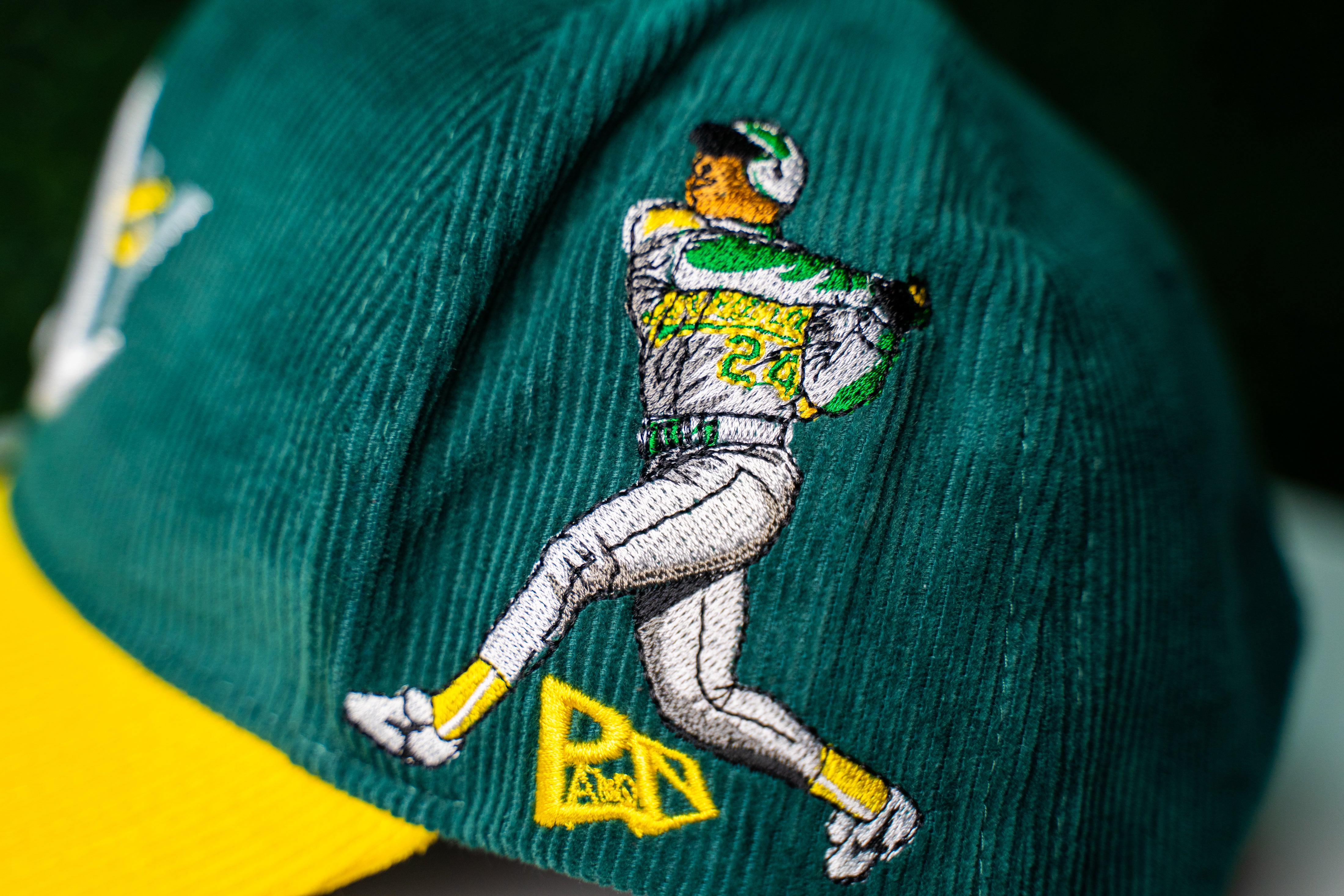 Oakland Athletics Corduroy SnapBack – Mr. Throwback NYC