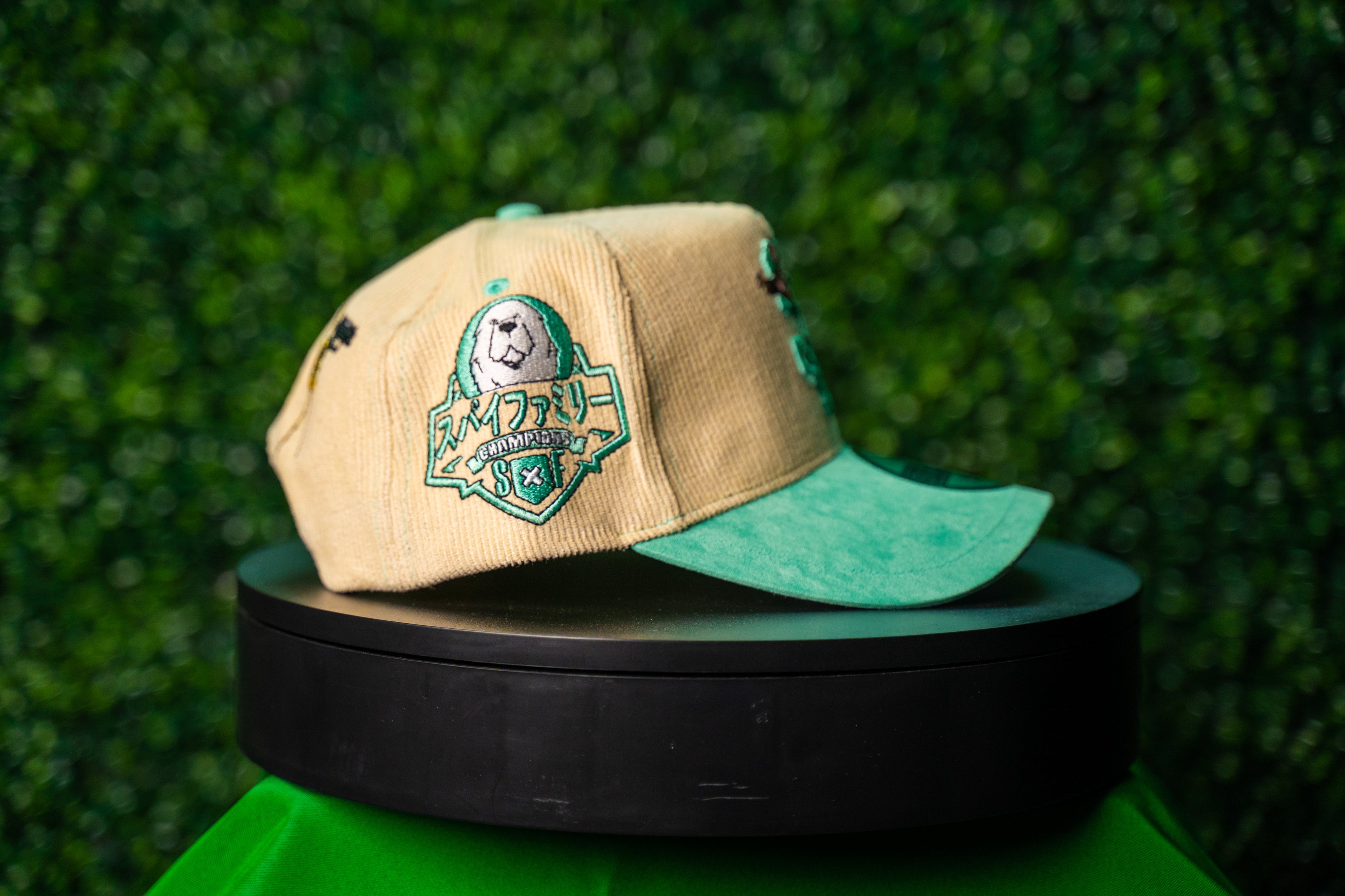 SxF CORDUROY SUEDE SNAPBACK CAP