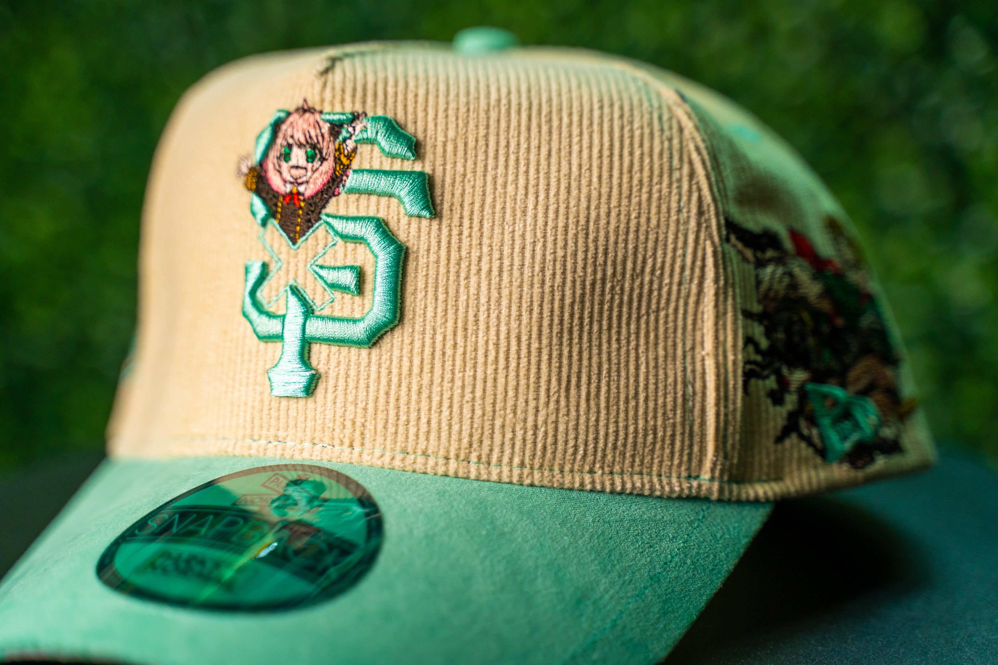 SxF CORDUROY SUEDE SNAPBACK CAP