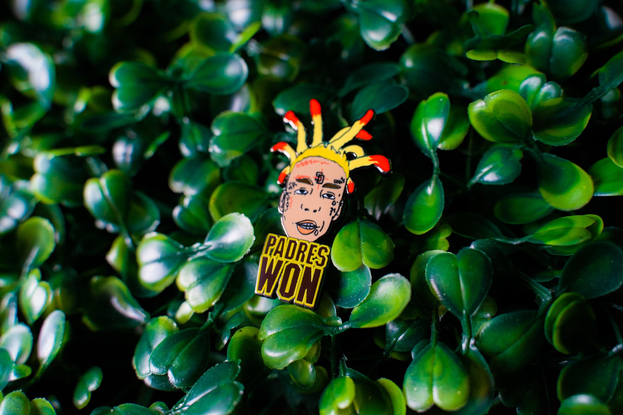 PADRES WON ISLAND BOY PIN