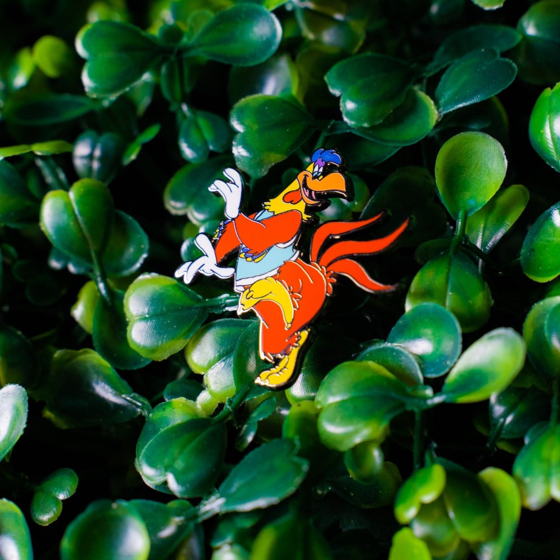 SD CHICKEN FOGHORN LEGHORN PIN